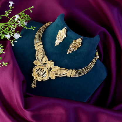 Elegant Meshwork Choker Necklace Set – Premium Handcrafted Design for Festive & Bridal Looks