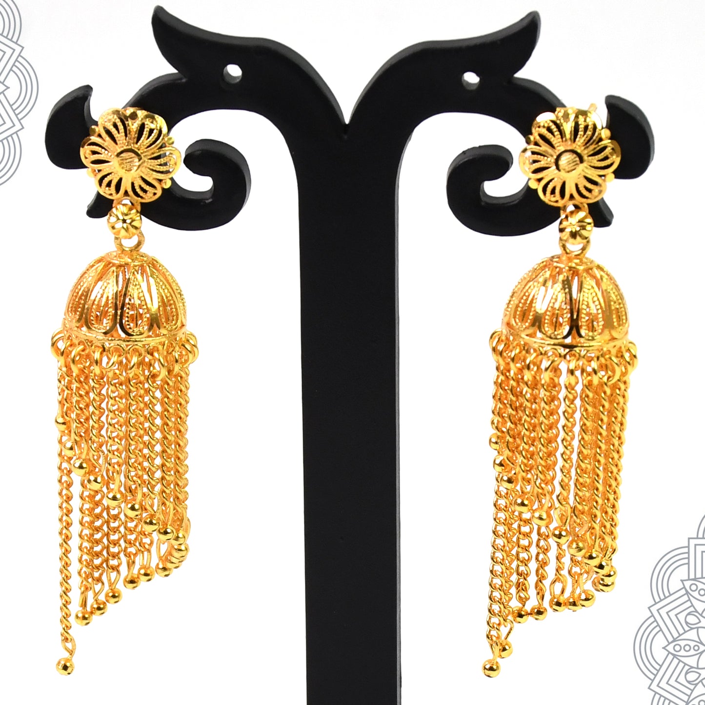 Regal Radiance: The Ultimate Jumka Earrings