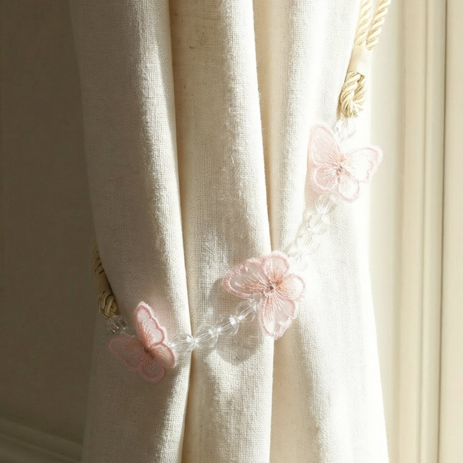 Luxury Floral Beaded Curtain Tieback (1 Pc)