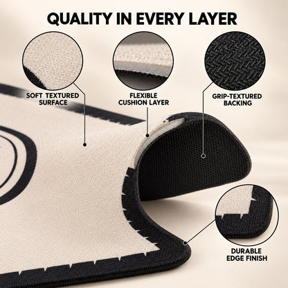 Black and Cream Bath Mat, Soft Textured Absorbent Floor Rug (1 Pc, 40x30 Cm)