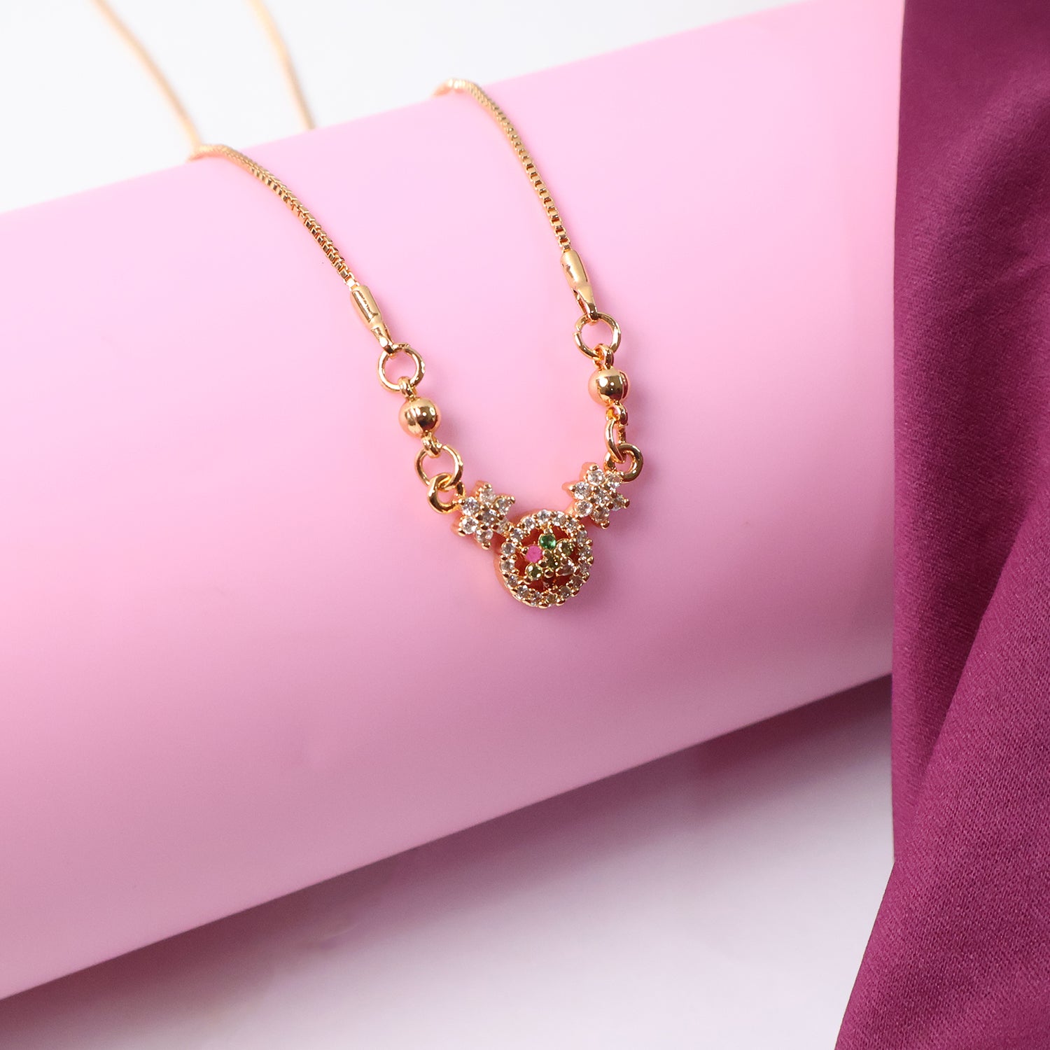 Elegant Gold-Plated Floral Pendant Necklace for Women