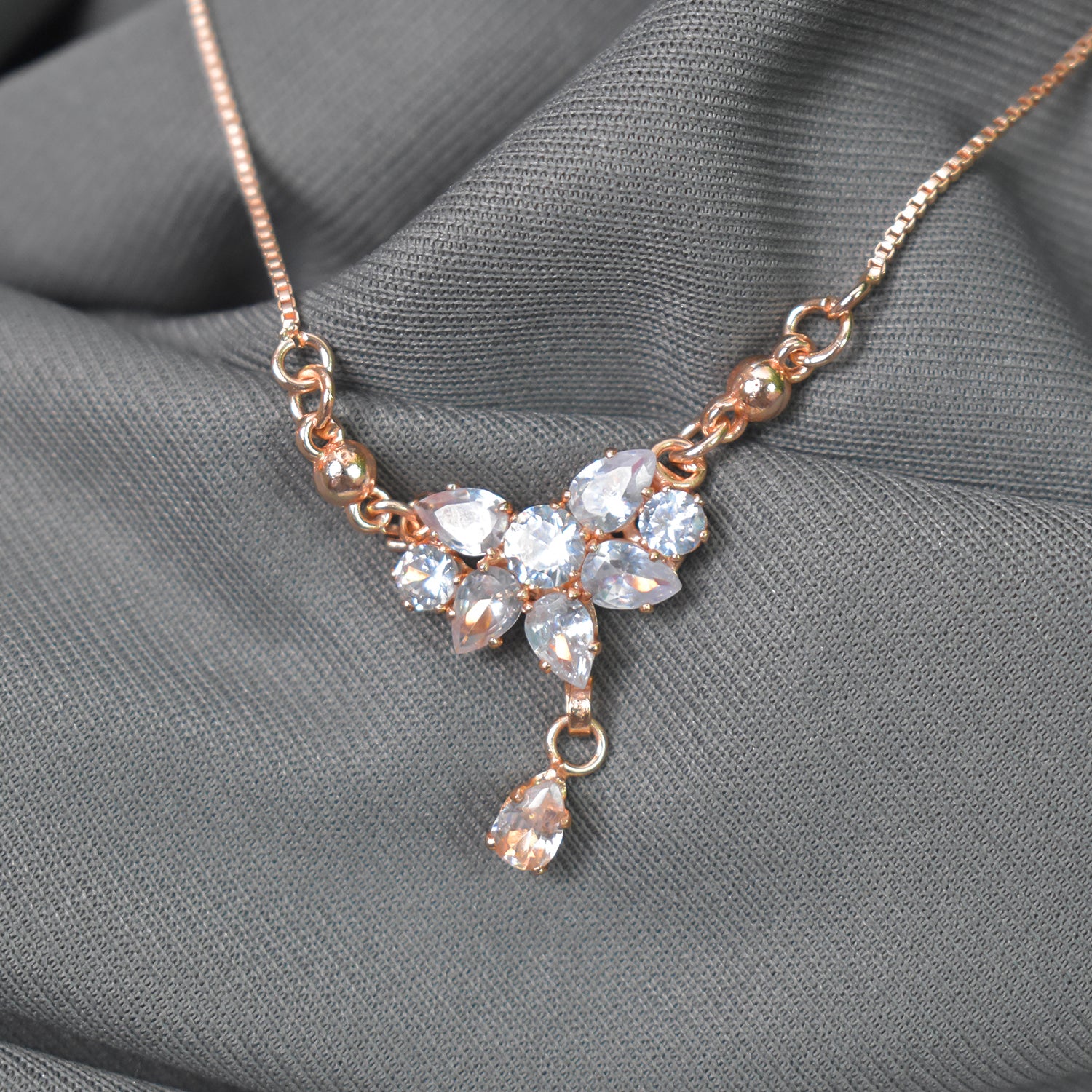 Diamond look Casual Chain Necklace