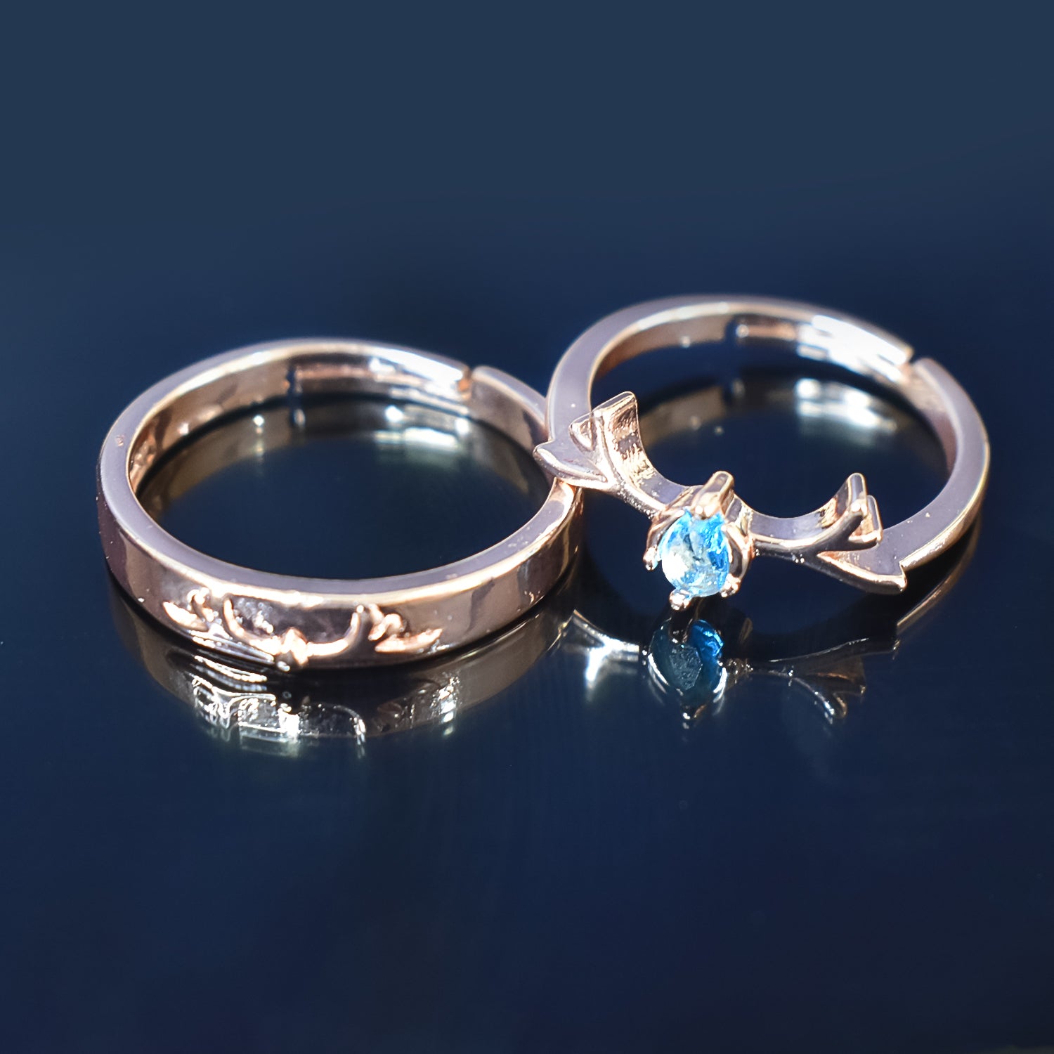 Golden Couple Rings Set with Diamond