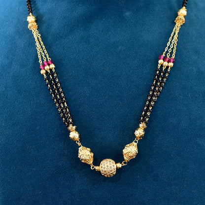 Gold mangalsutra for women