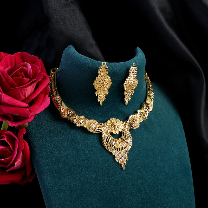 Royal Floral Engraved Choker Necklace Set – Exquisite Festive & Wedding Wear Jewellery