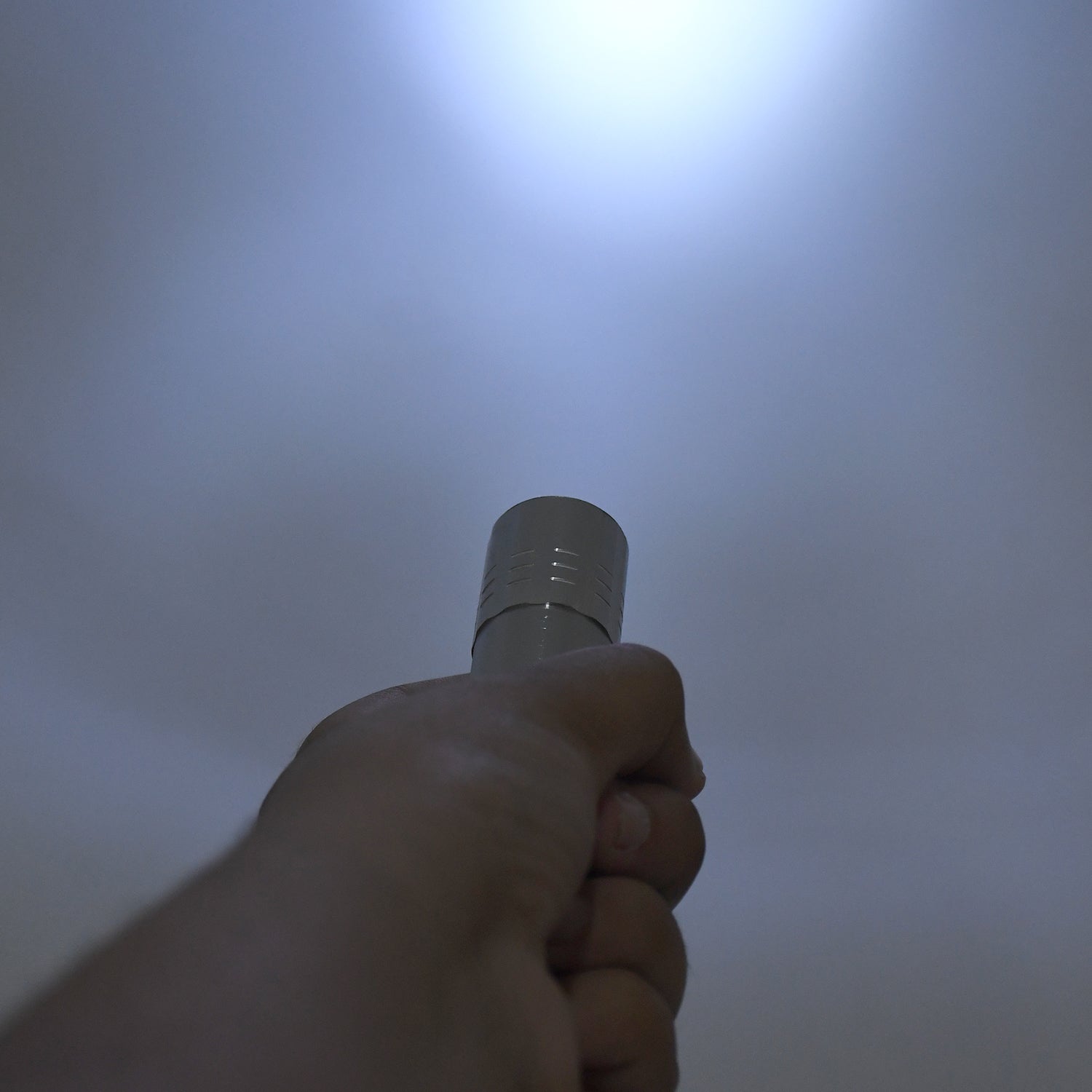 Portable Mini Torch / Flashlight LED Powerful High Lumens Pen Light Easy To Carry, Portable Pocket Compact Torch for Emergency 3 Battery operated (Battery not included / 1 pc)