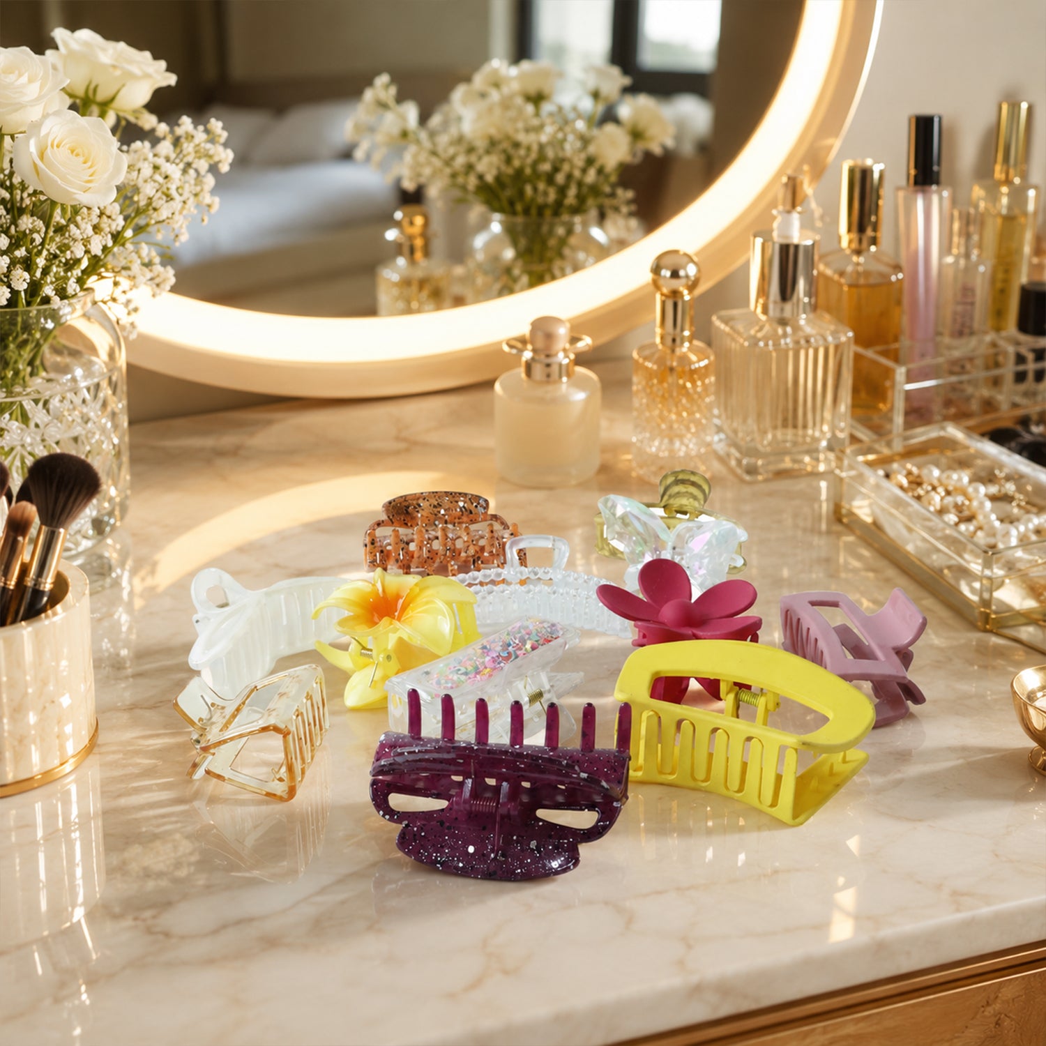 Plastic Stylish Flower Hair Clip Claw Clutcher Mix Design (1 Pc)