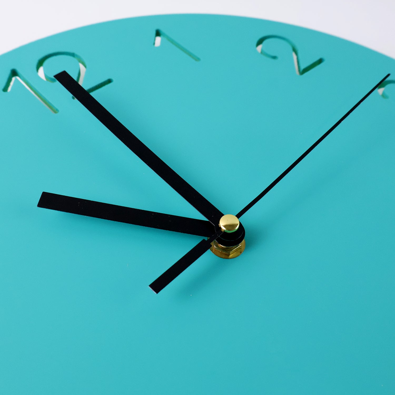 Cut Out Chrono