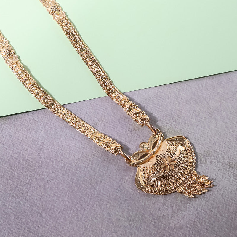 Floral Crest Traditional Necklace Set with Handcrafted Filigree Pendant