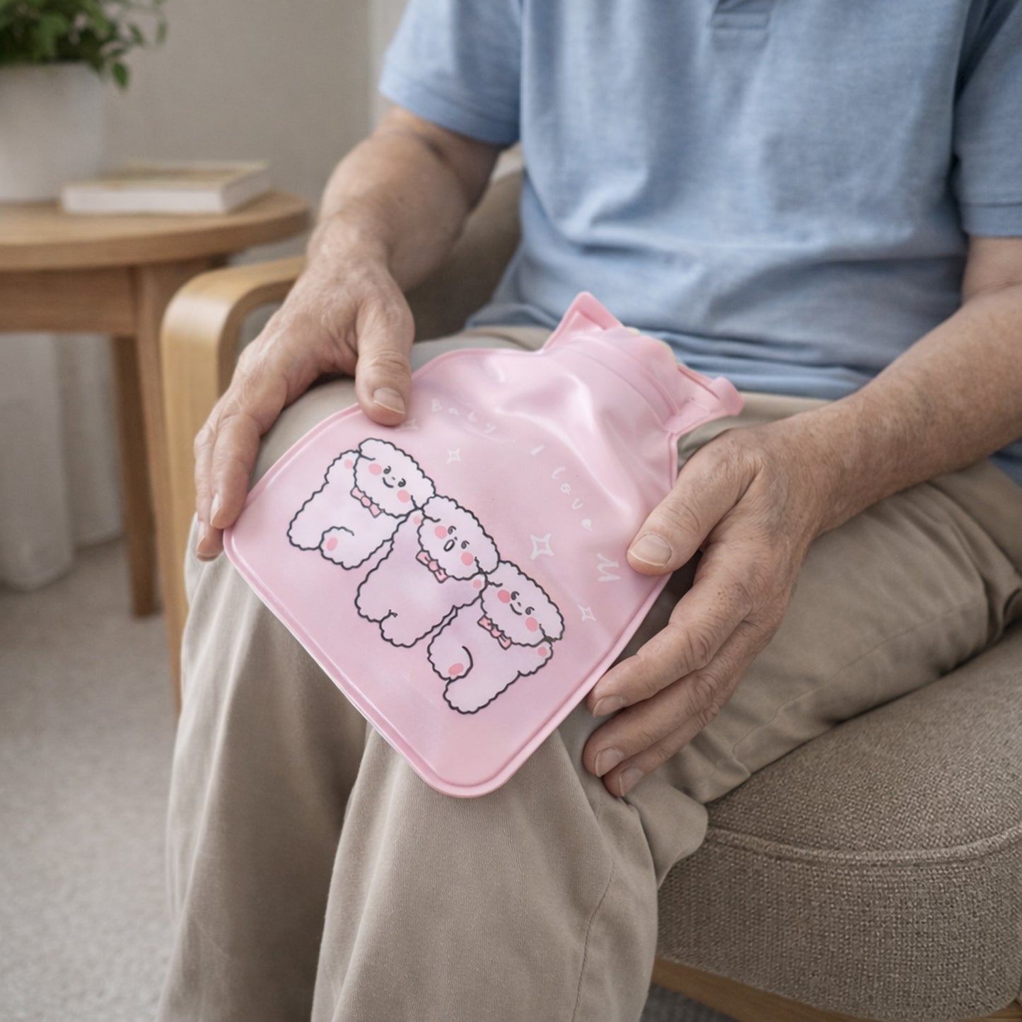 Flexible hot and cold therapy water bag