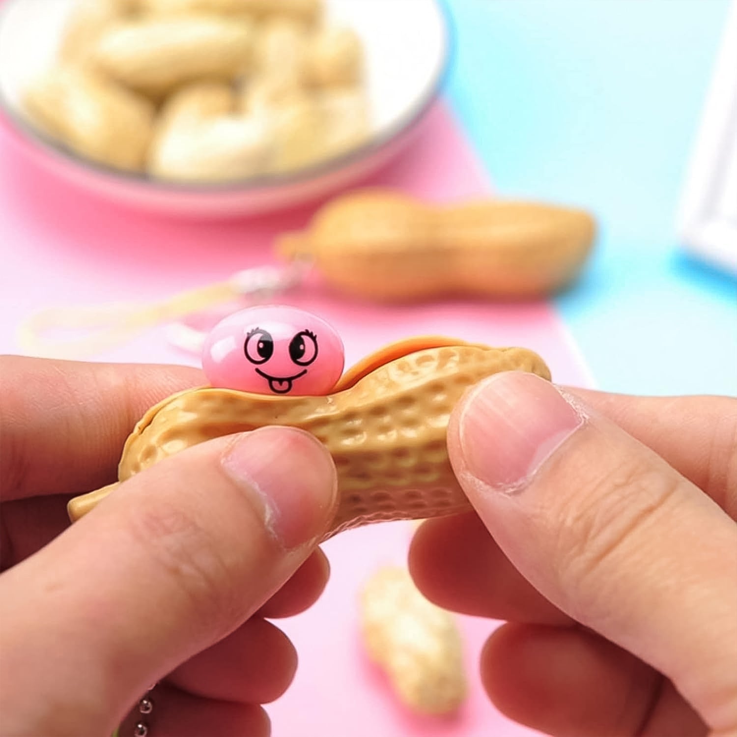 Peanut Popper Fidget Toy, Fun Peanut Pods Anxiety Stress Relief Toy (1Pc)