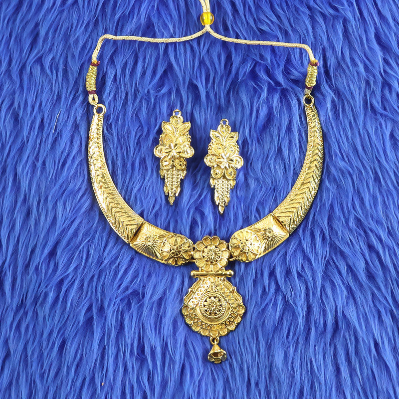 Royal Curved Choker Necklace Set – Elegant Traditional Design for Festive & Bridal Wear