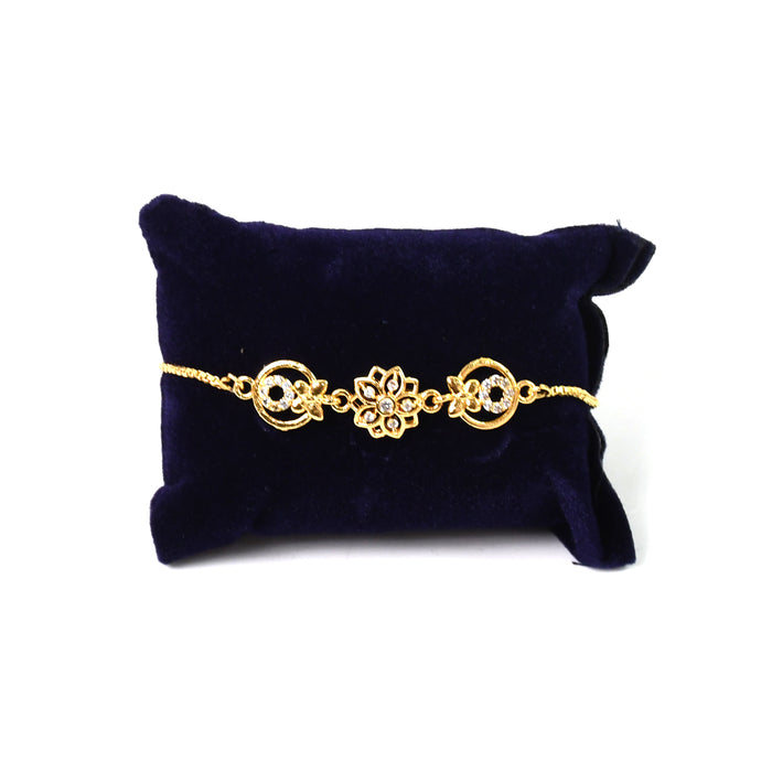 Radiant Gold-Plated Bracelet – A Touch of Luxe and Sophistication