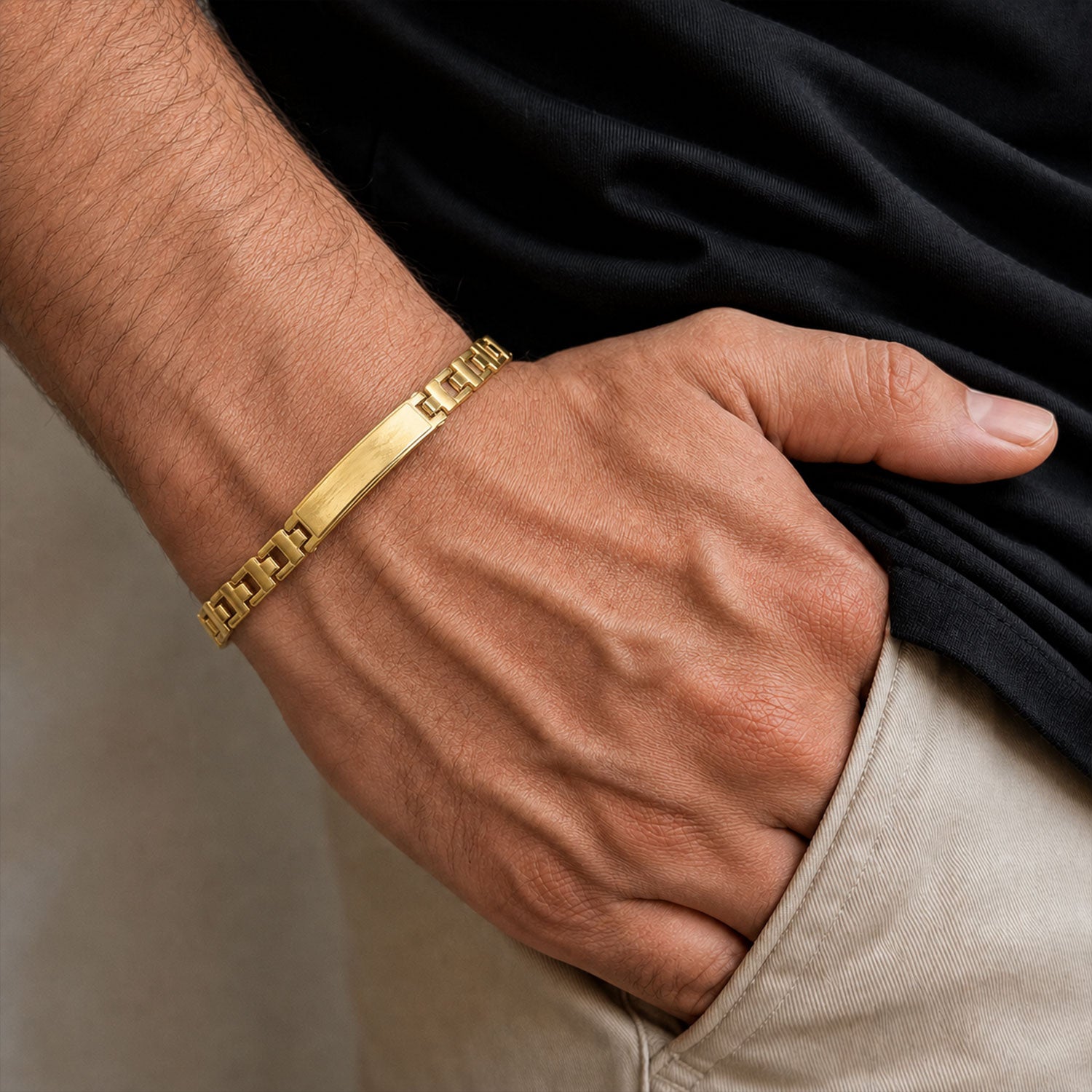 Customized Name Engraved Golden Plate Link Chain Bracelet (1 Pc)