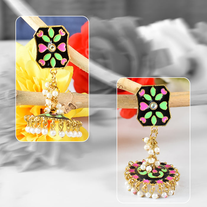 Fashion-Forward Jumka Earrings with Contemporary Elegance