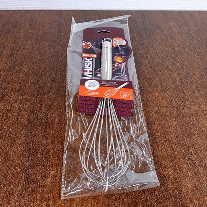 Stainless Steel Hand Whisk – Durable Medium Size with Ergonomic Handle