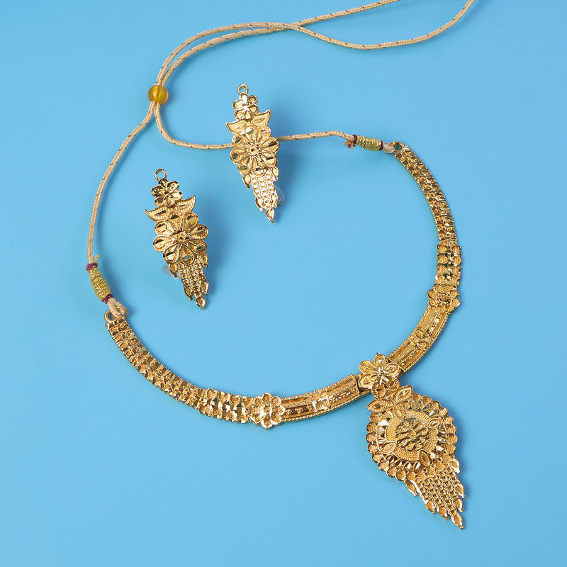 Classic Leaf Drop Choker Necklace Set – Elegant Traditional Jewellery for Festive Occasions
