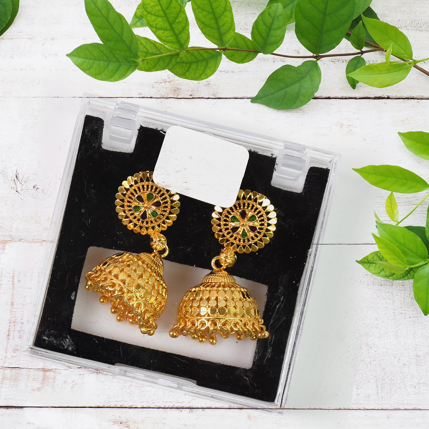 Elegance Redefined: Stunning Jumka Earrings to Shine