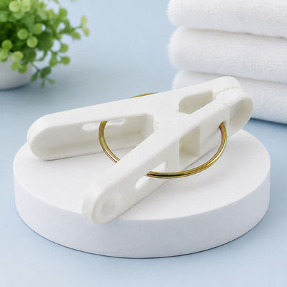Clothes clip white bg