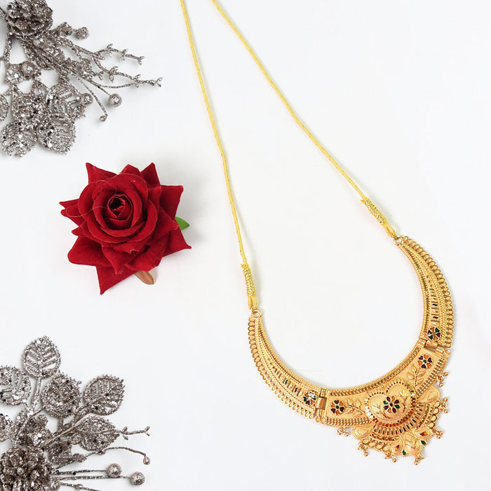 Elegant Gold Plated Necklace Set - Timeless Luxury