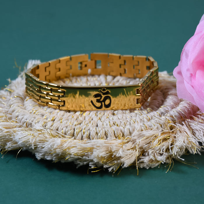 Om Bracelet with Golden Plating: Divine Energy and Lasting Shine