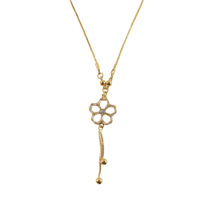 Stylish Floral Pendant Chain Necklace for Women