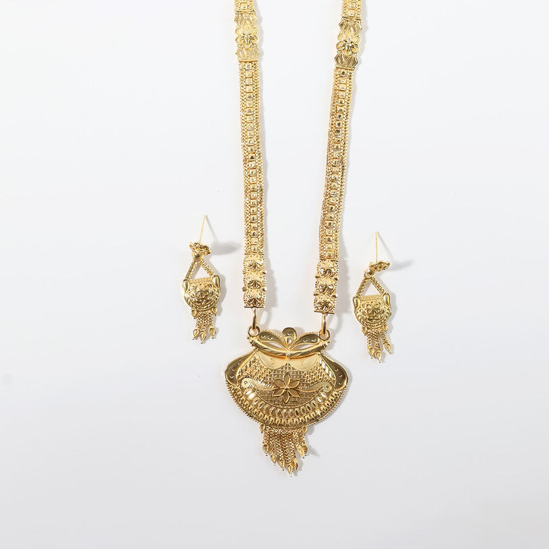 Floral Crest Traditional Necklace Set with Handcrafted Filigree Pendant