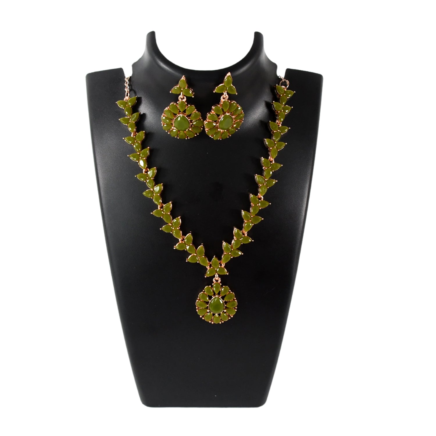 Elegant Pista Green Necklace Set