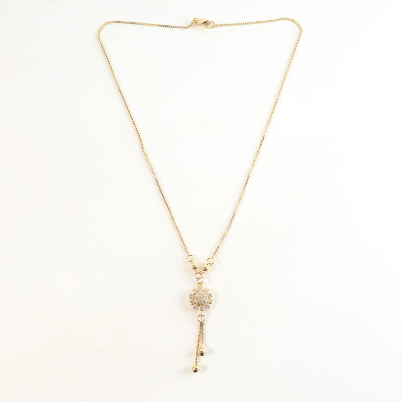 Gold-Plated Sparkling Floral Pendant Necklace for Women