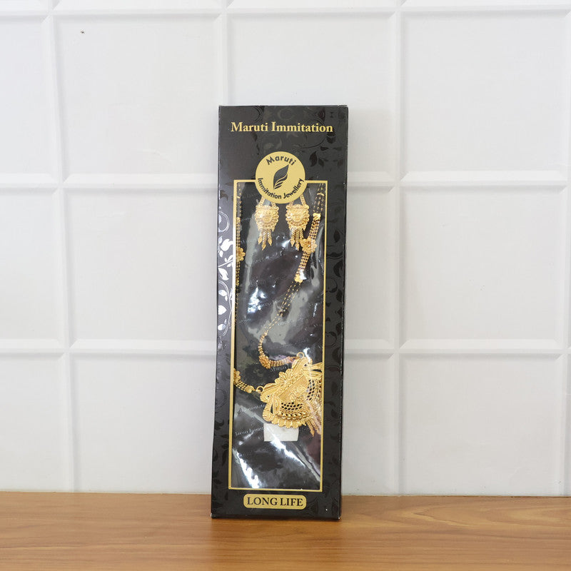 Elegant Traditional Mangalsutra Set with Grand Pendant & Matching Earrings