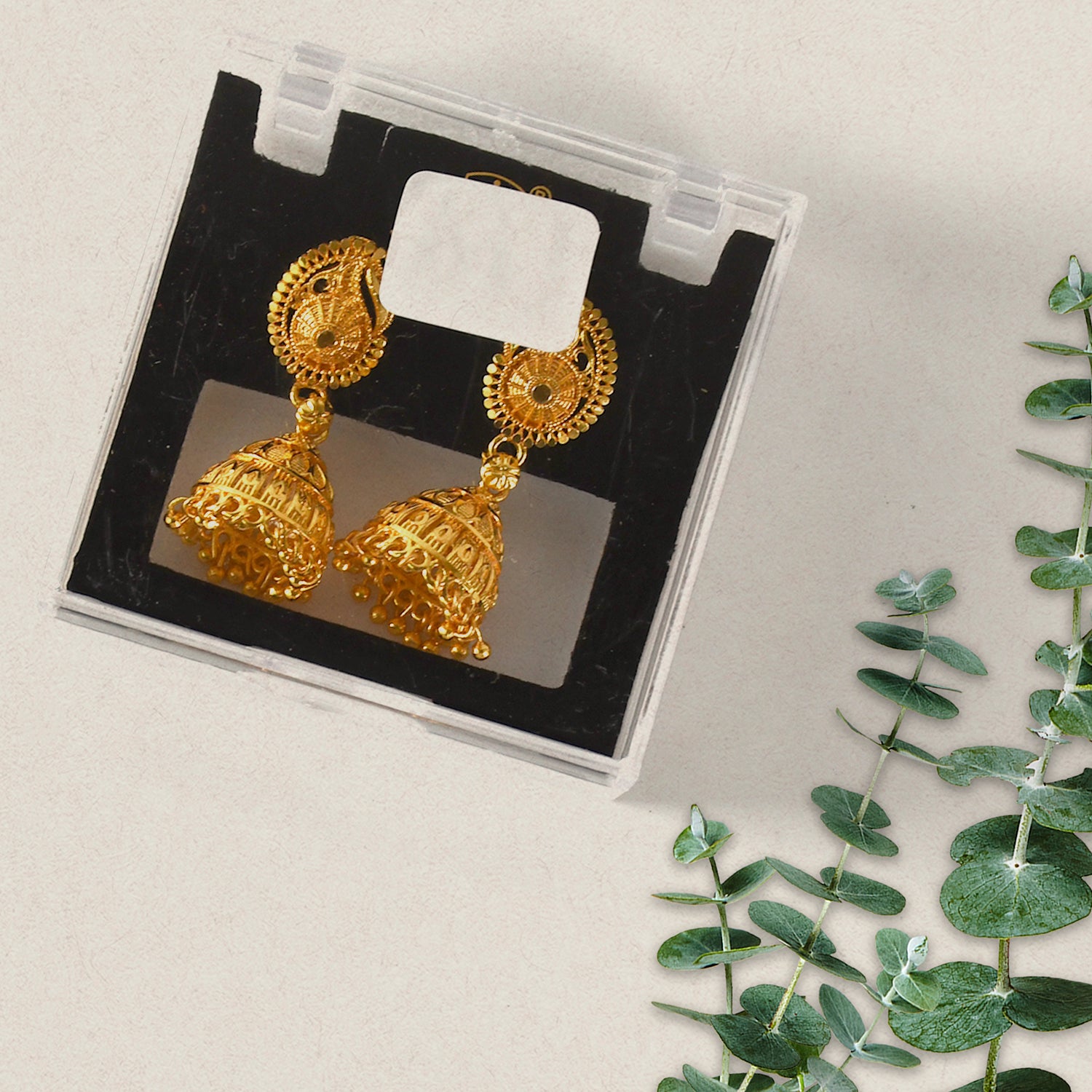 Cultural Majesty: Handcrafted Jumka Earrings for a Classic Touch