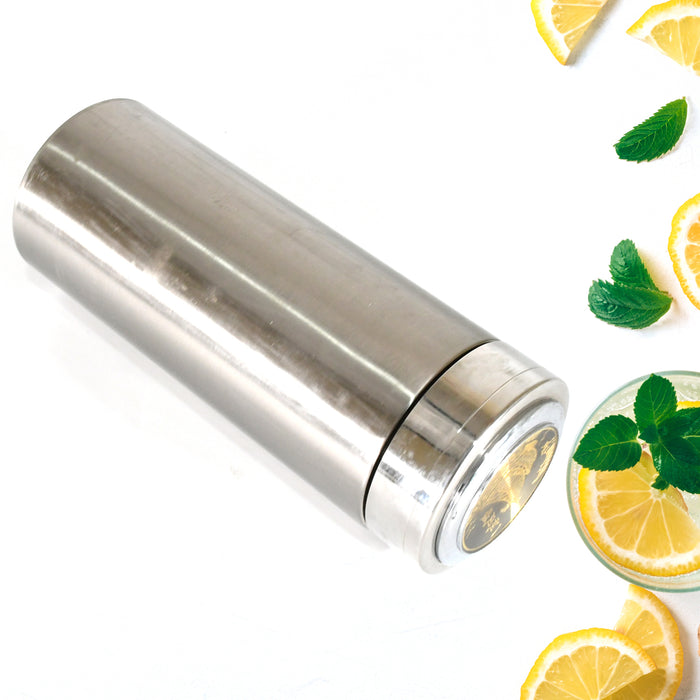 Stainless steel insulated bottle