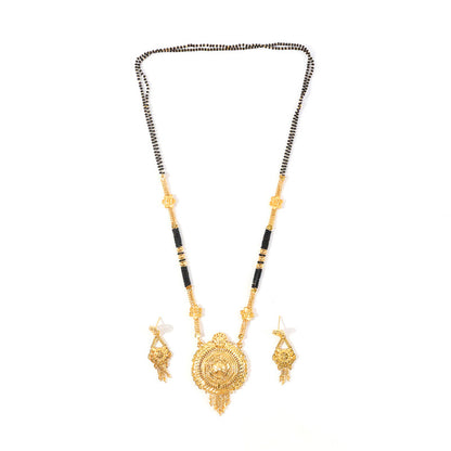 Classic Round Pendant Mangalsutra Set – Elegant Traditional Design with Matching Earrings