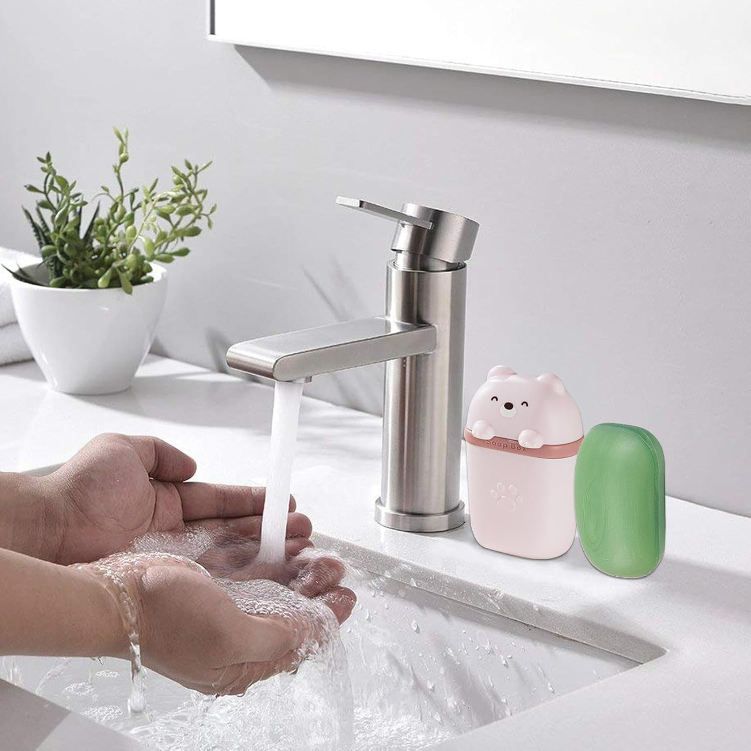 Cute Bear Shaped Soap Case (1 Pc)