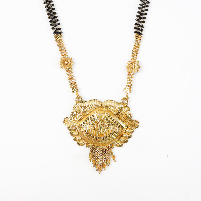 Premium Bridal Mangalsutra Set with Grand Pendant – Trending Traditional Wedding Jewellery