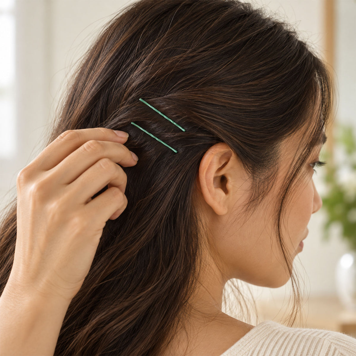 Green Metal Bobby Pins Set for Women and Girls Hair Styling (20 Pc)