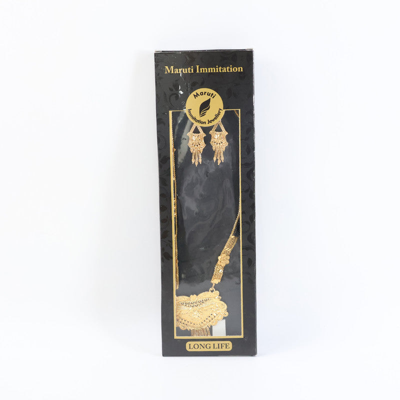 Elegant Gold-Plated Mangalsutra Necklace Set with Traditional Intricate Detailing