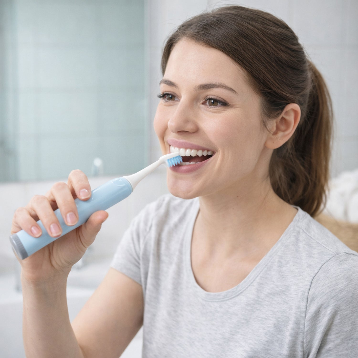 Electric Toothbrush With 4  Extra Head (1 Pc, Battery Included, Mix Color)