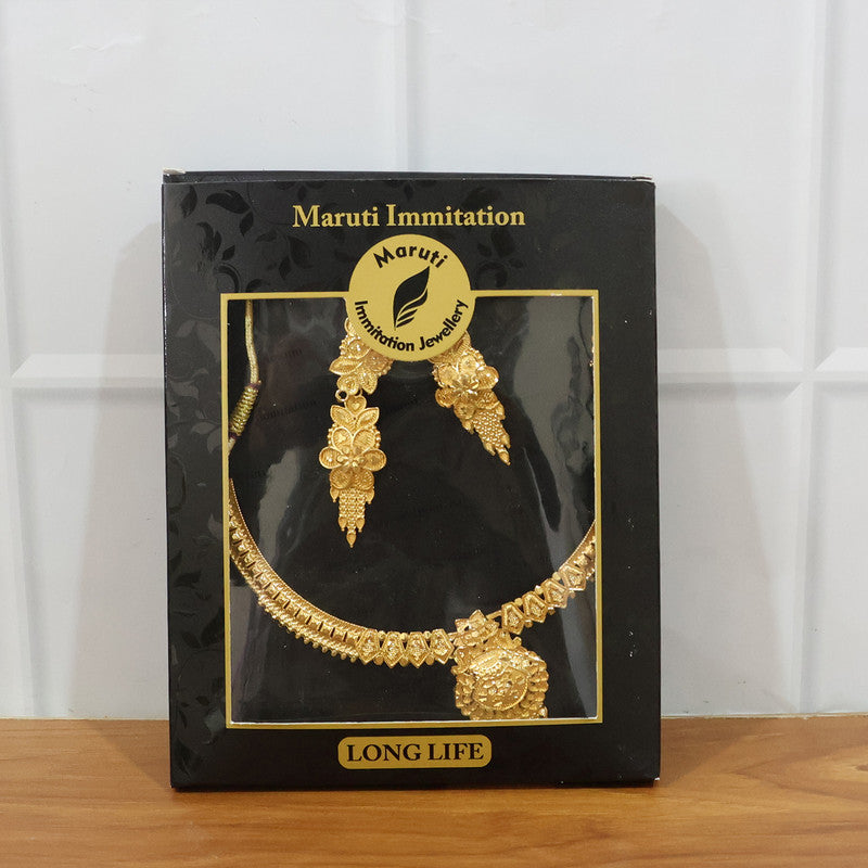 Luxurious Gold-Plated Crescent Necklace Set with Traditional Floral Craftsmanship