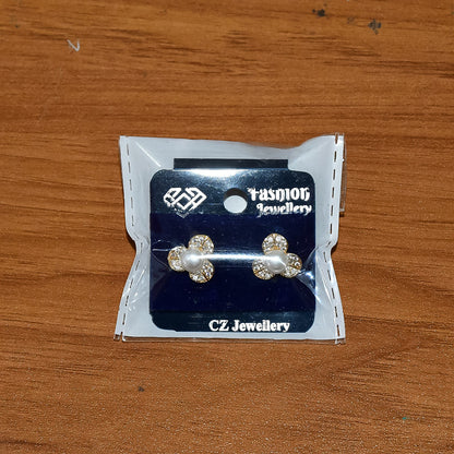 Pearl Center Clover Design Stud Earrings with Gold Finish for Women