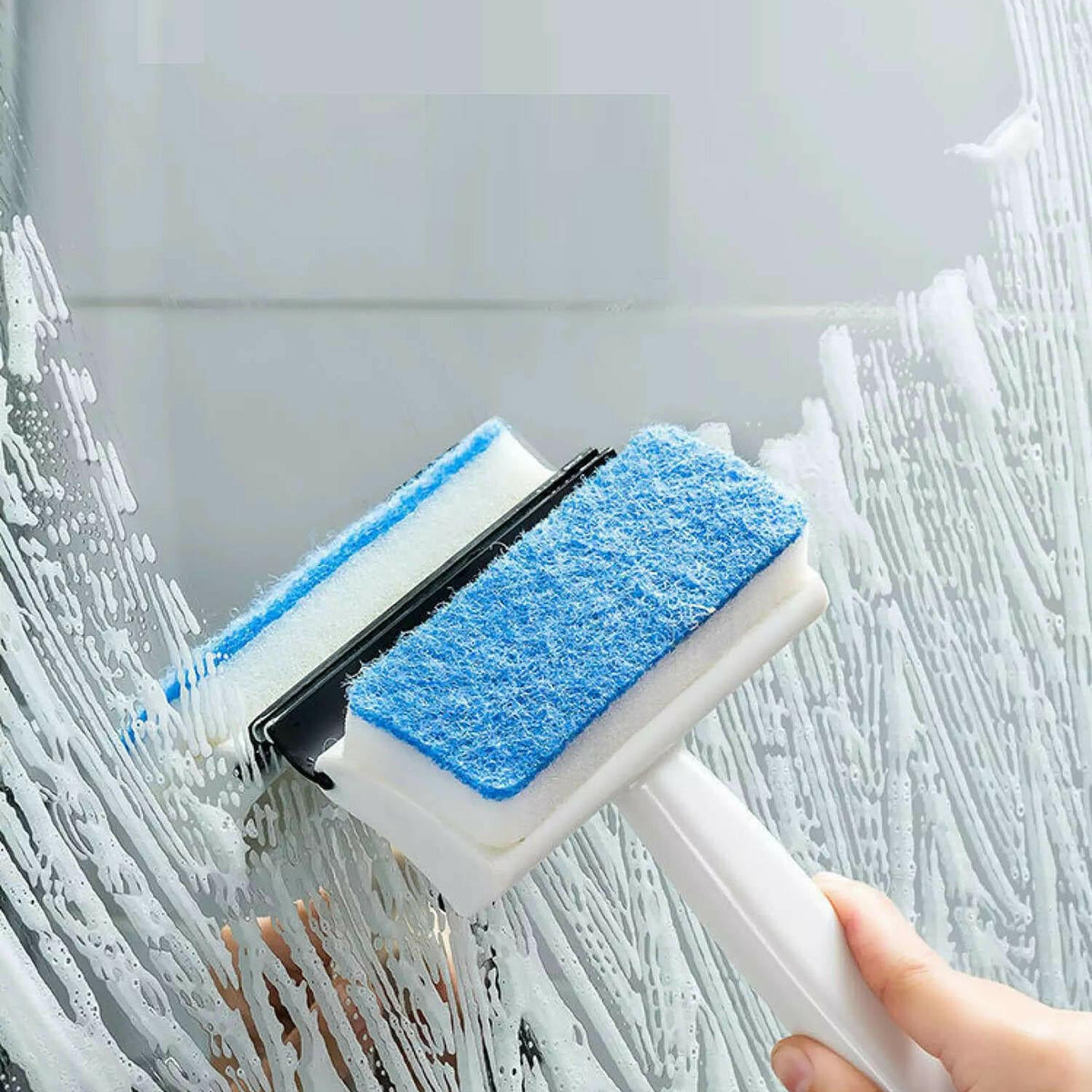 0620 Home Practical Washing brush Magic Spray type cleaning brush with  Spray Bottle, glass wiper window