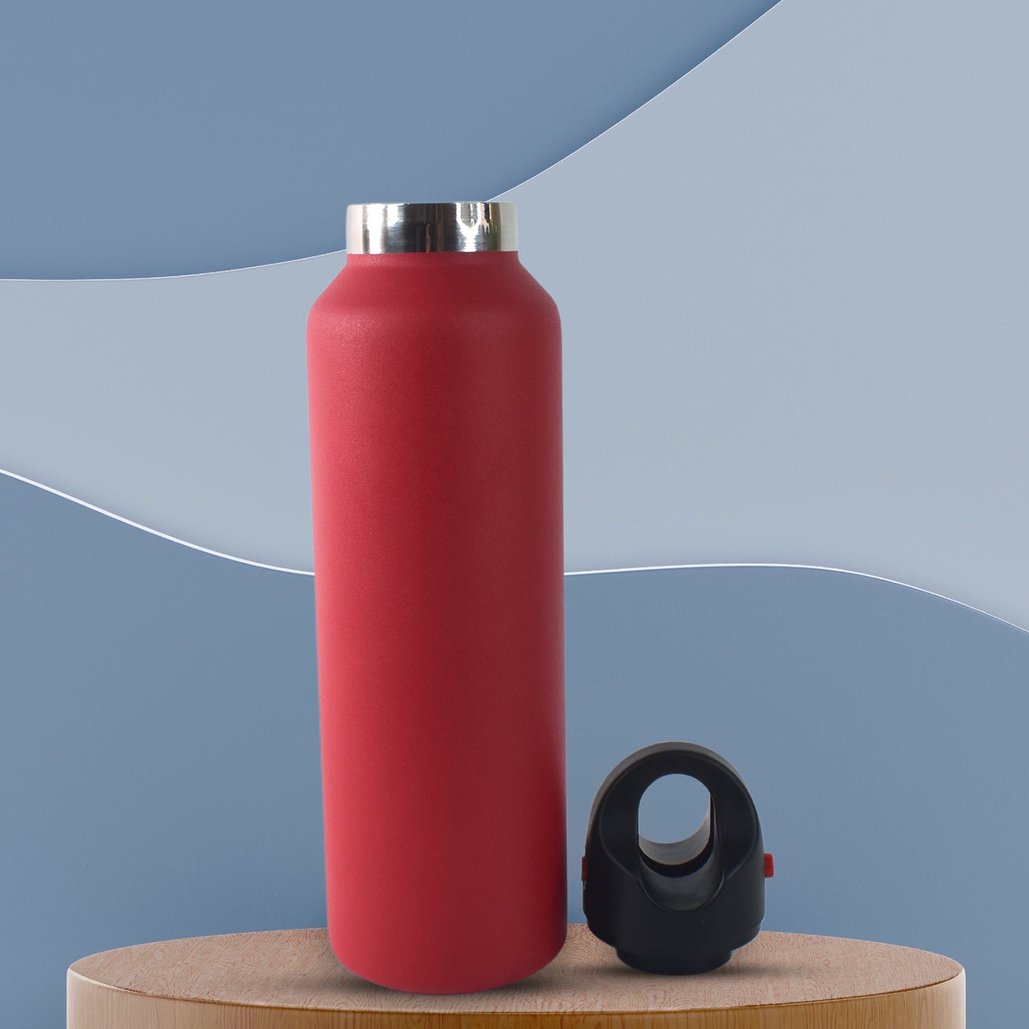 Vacuum Insulated Stainless Steel Water Bottle (630 ML)