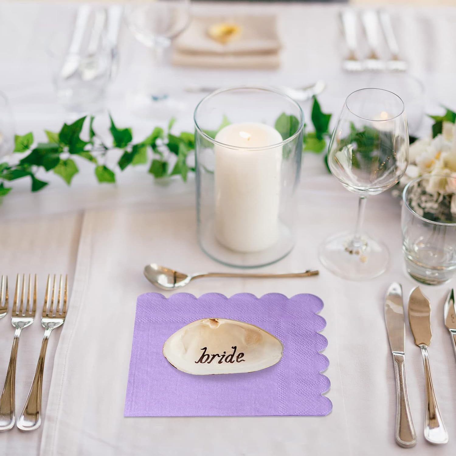 Lilac Scalloped Disposable Paper Napkin (23 x 23 cm / 120 Pc)