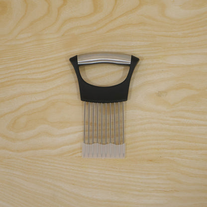 Stainless Steel Onion Cutter and Slicer Holder - 08.jpg