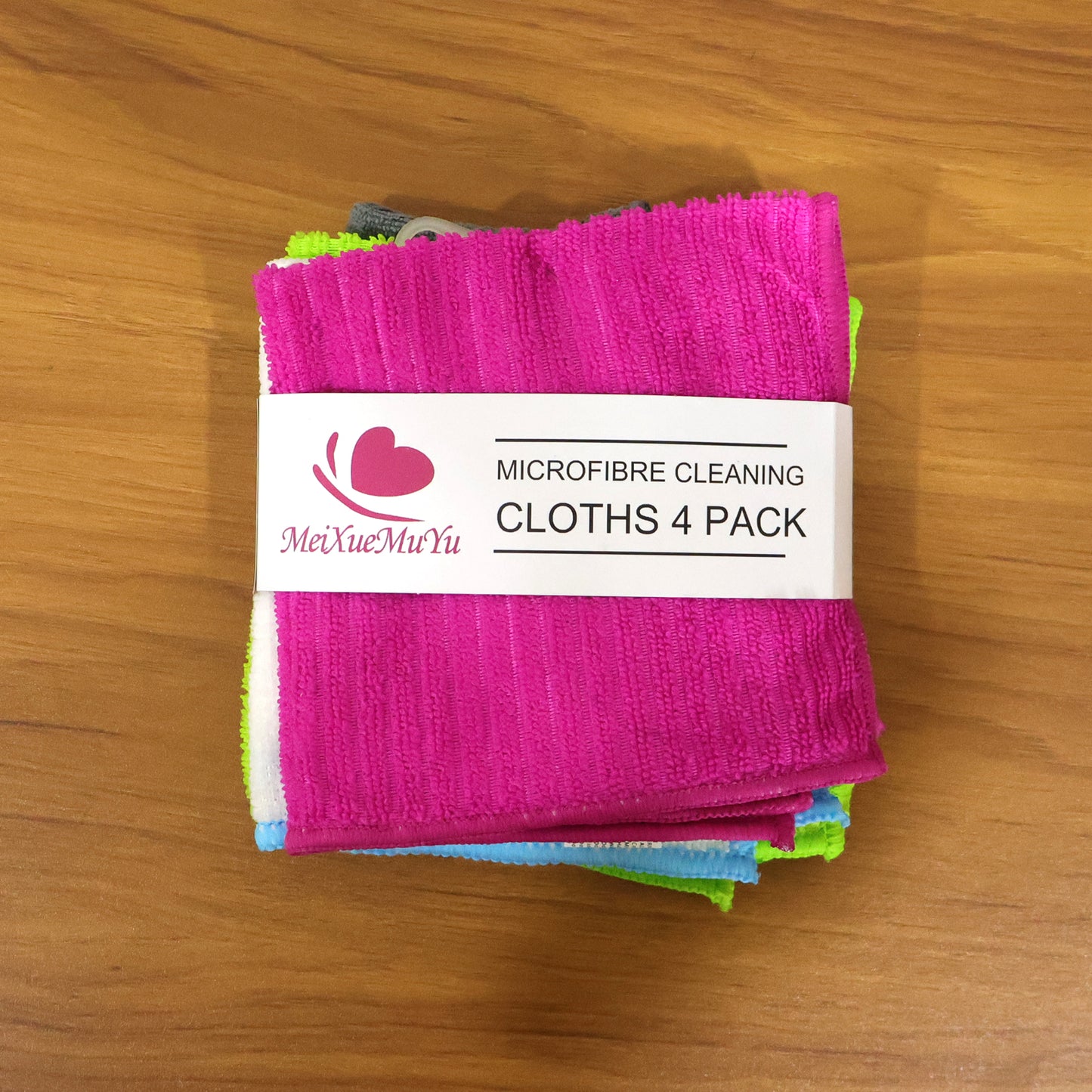 Microfiber Cloth Cleaning Action
