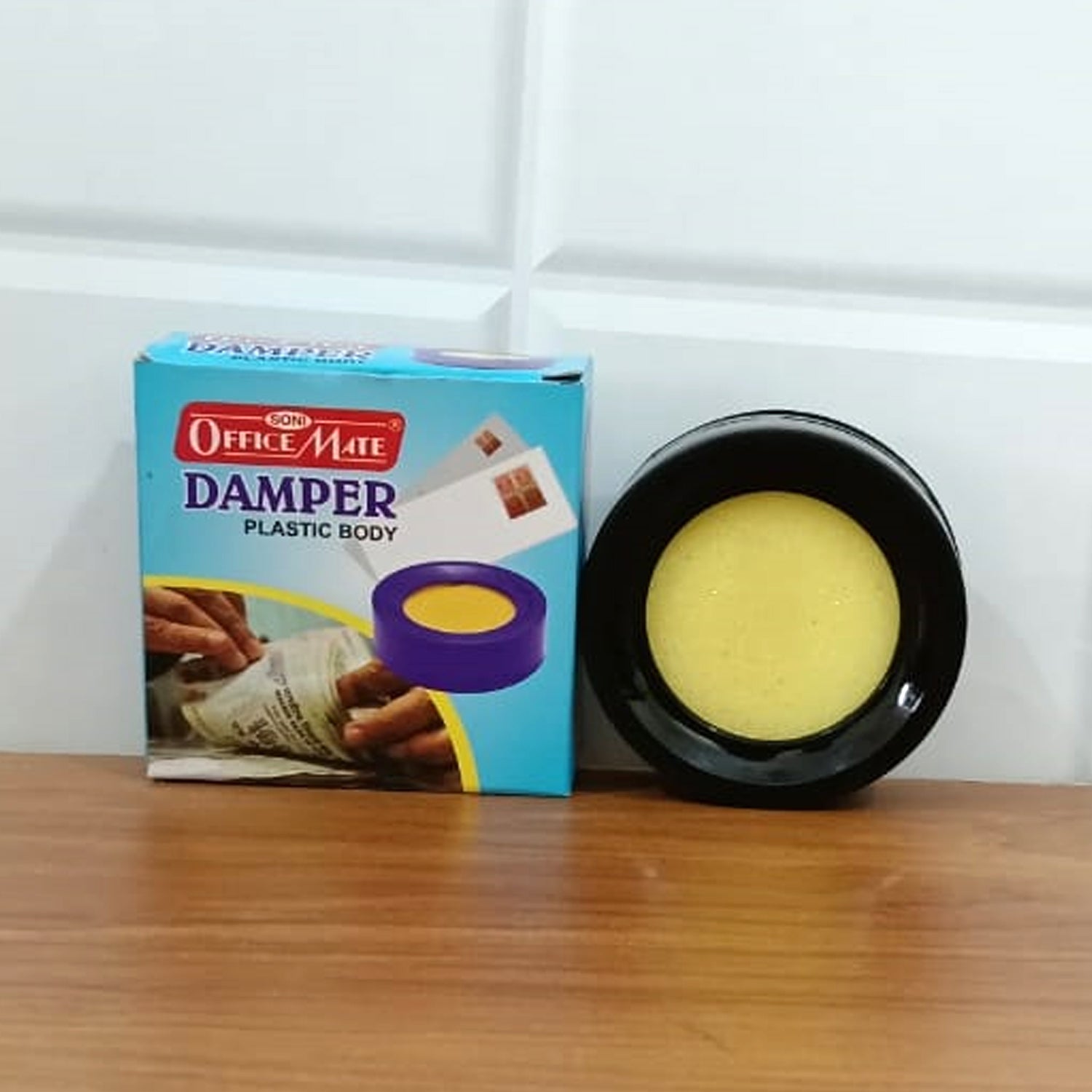 Officemate Damper – Plastic Body, Non-Toxic Moistener for Easy Note Counting & Page Turning (1 Pc)