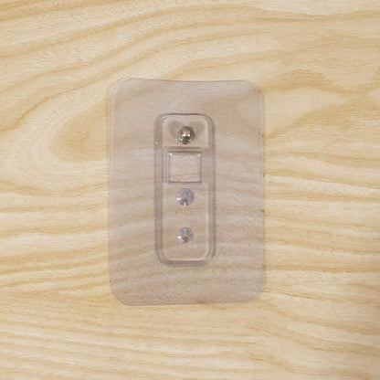 Adhesive wall hook daily use