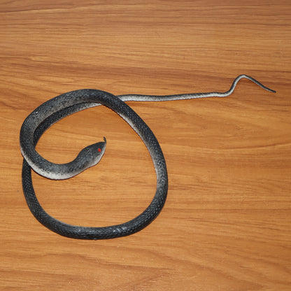 Realistic Rubber Snake Prank Toy (1 Pc)