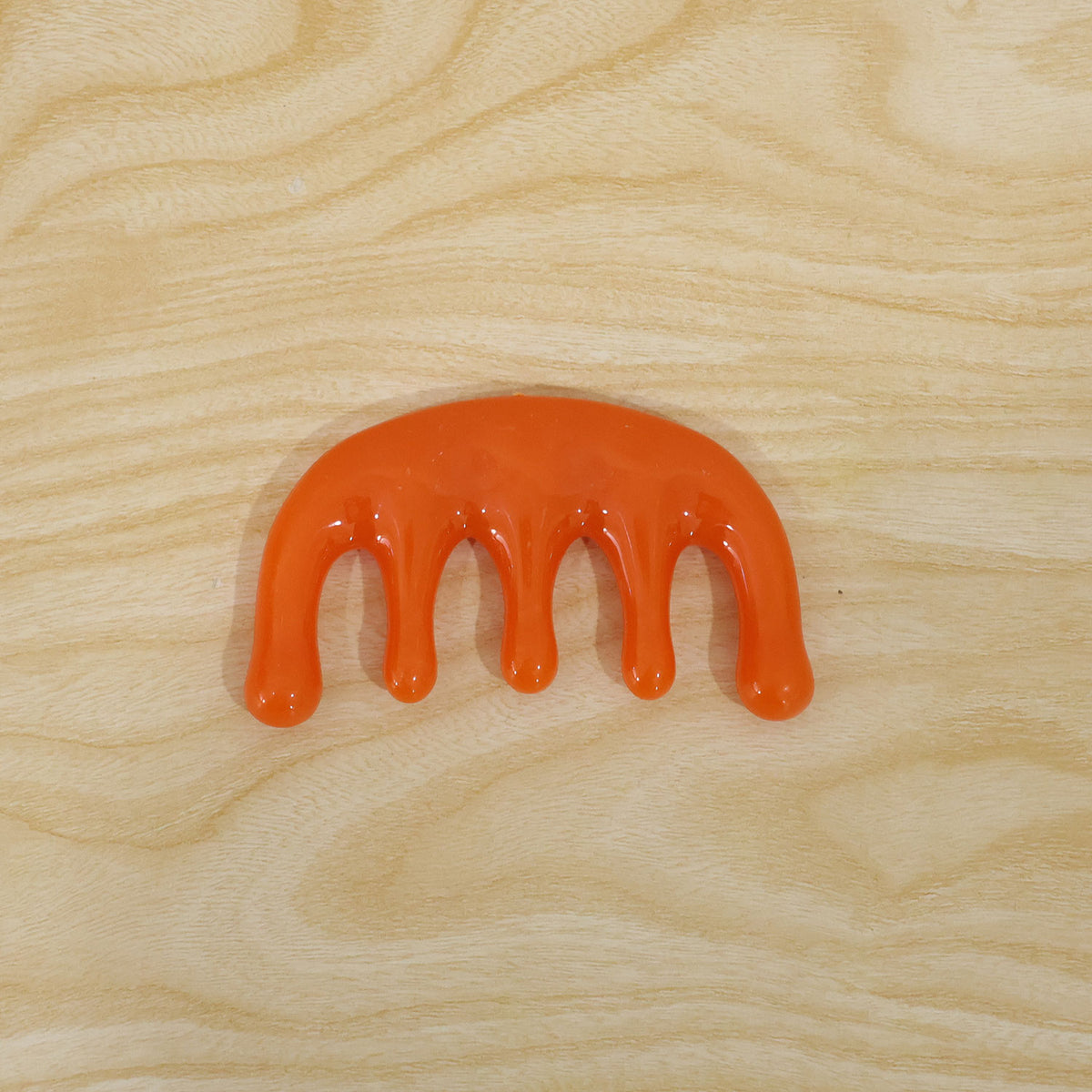 Scalp Massager with Flexible Bristles for Head and Shampooing (1 Pc)