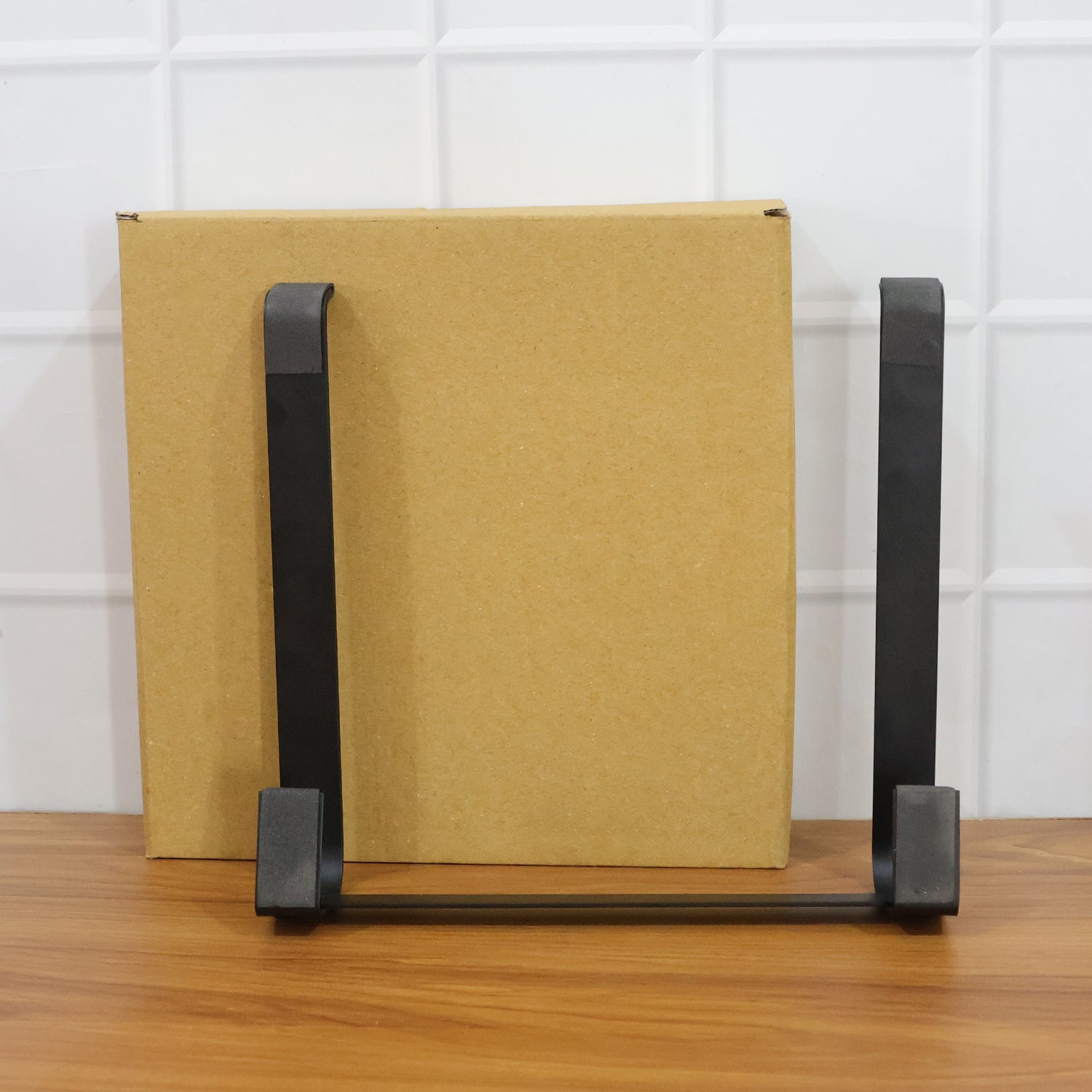 Fixed Metal Laptop Stand for Desk (25 × 26 cm)